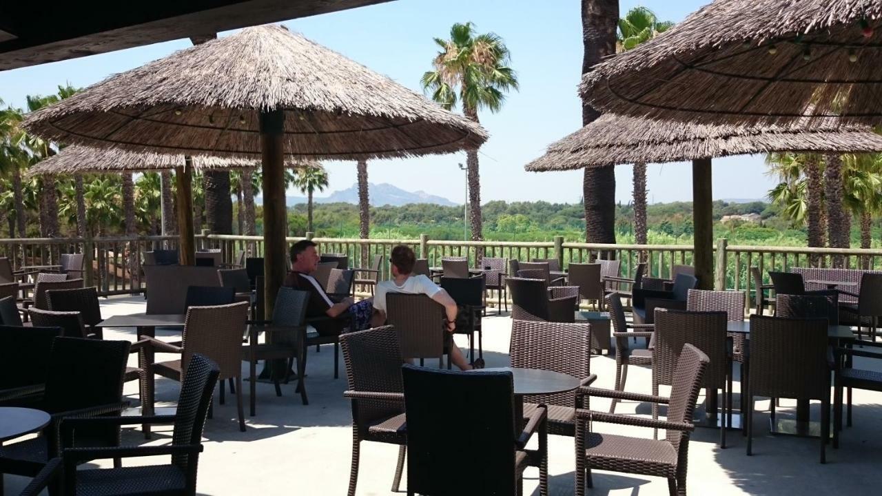 ホテル La Baume 515 Fréjus エクステリア 写真